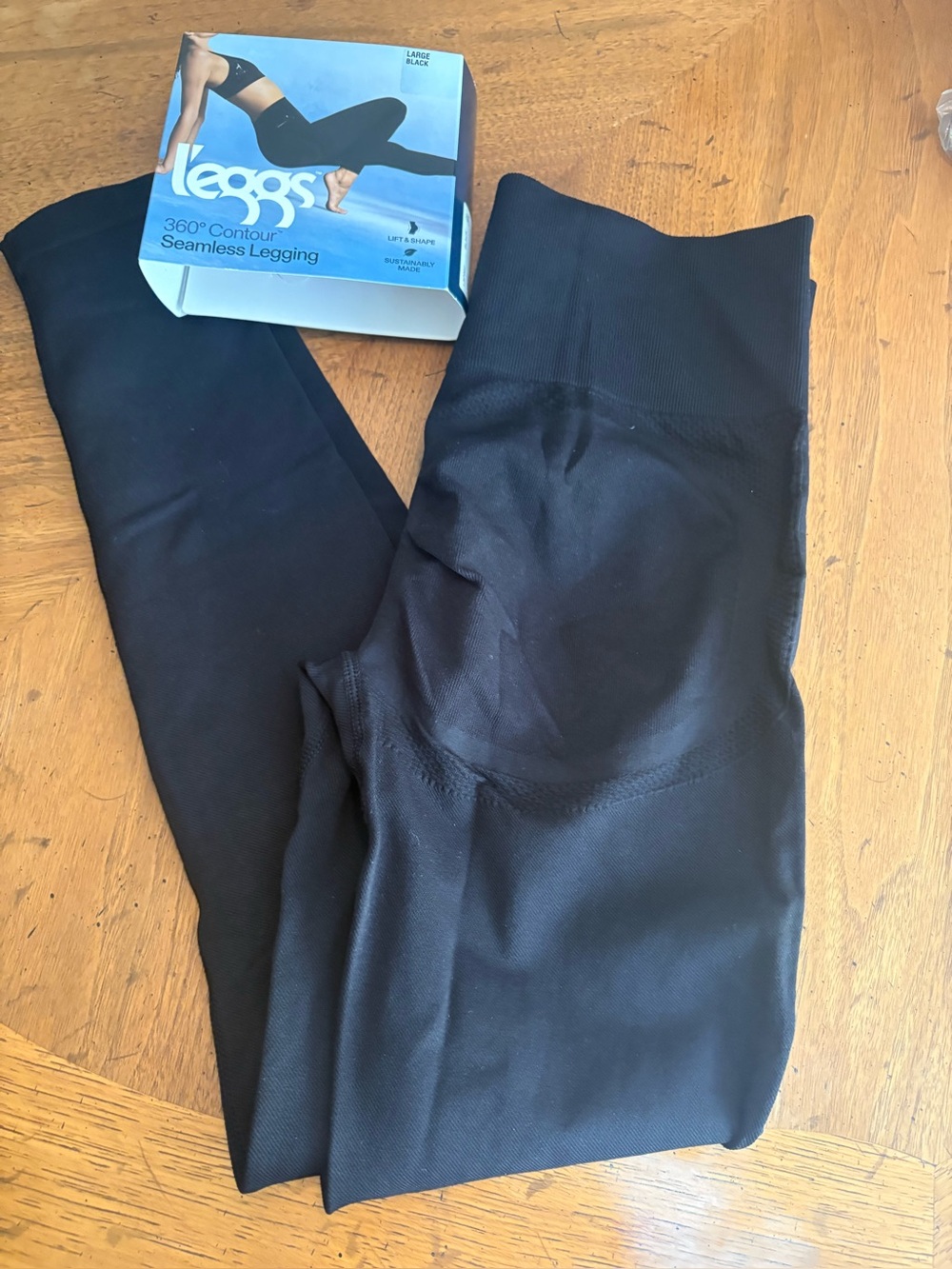 Leggs 360° Contour Seamless High-Rise Leggings - Black